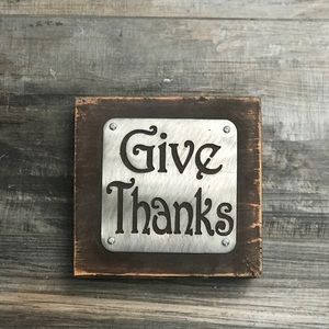 give thanks decor